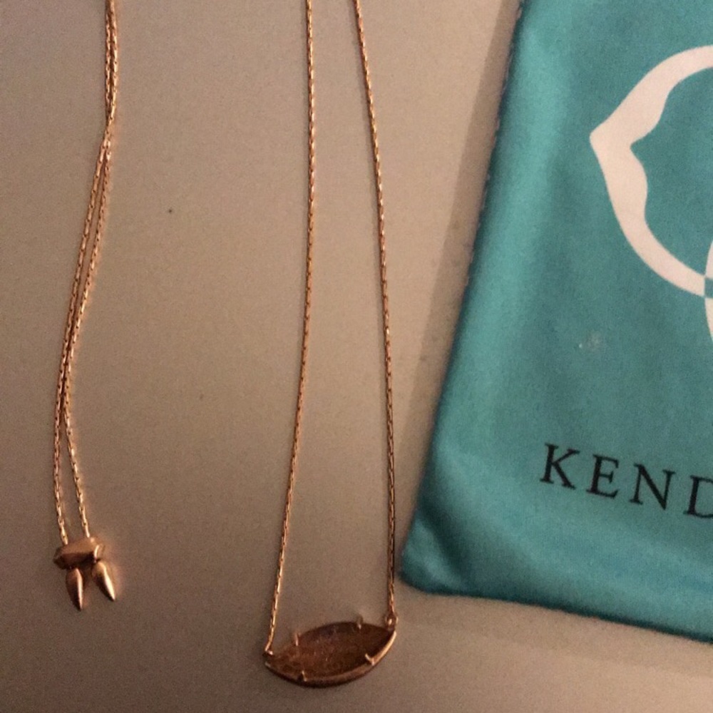 Kendra Scott Necklace